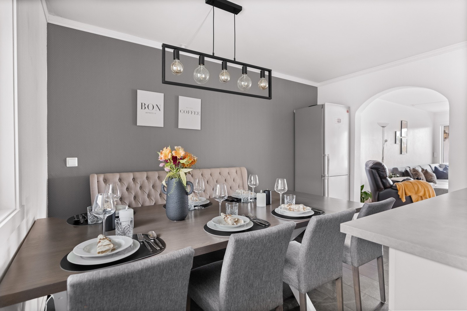 Lyst og pent. Galleribilde