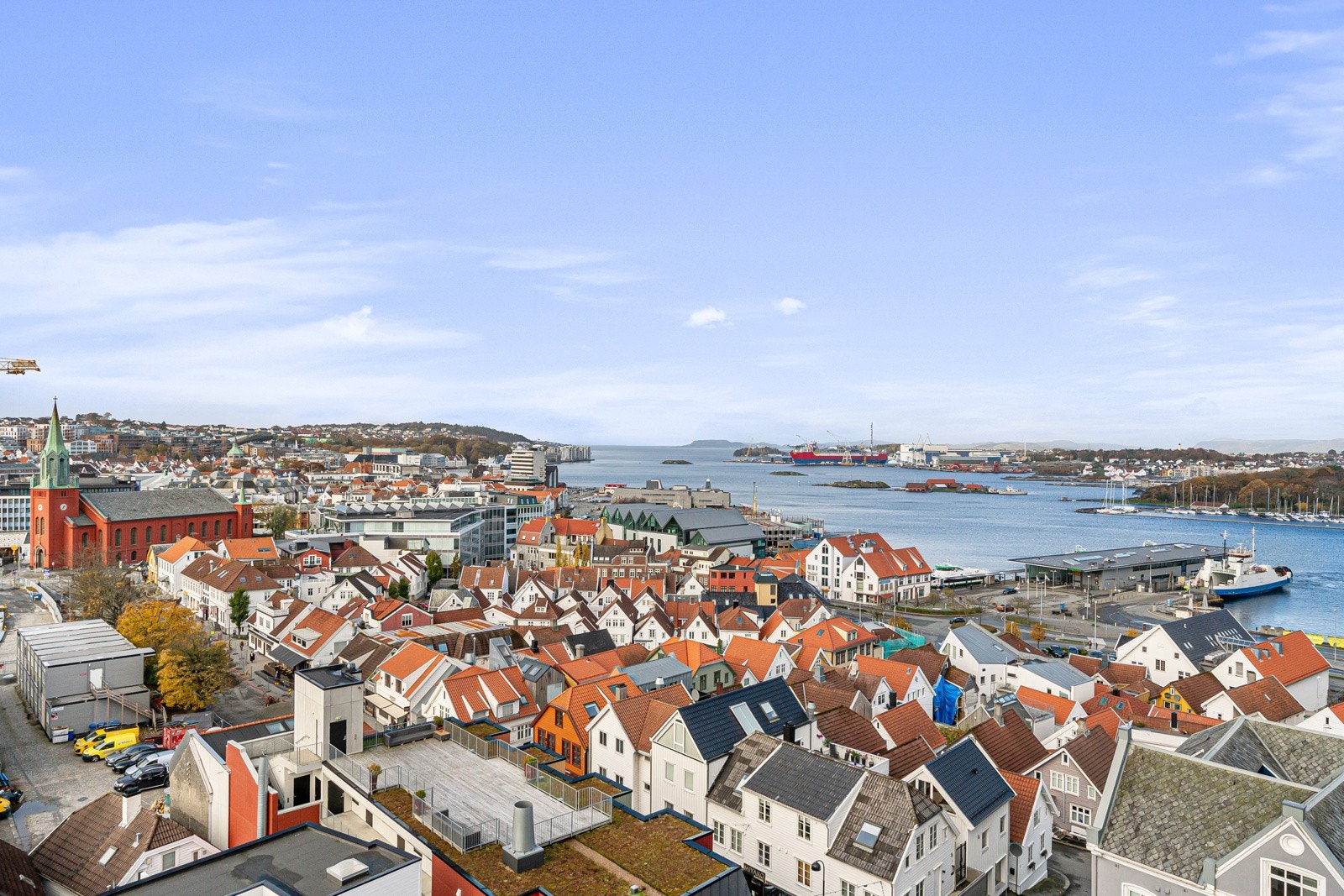 Dette er en sentrumsleilighet med Stavangers beste utsikt mot by, fjord og fjell! Galleribilde