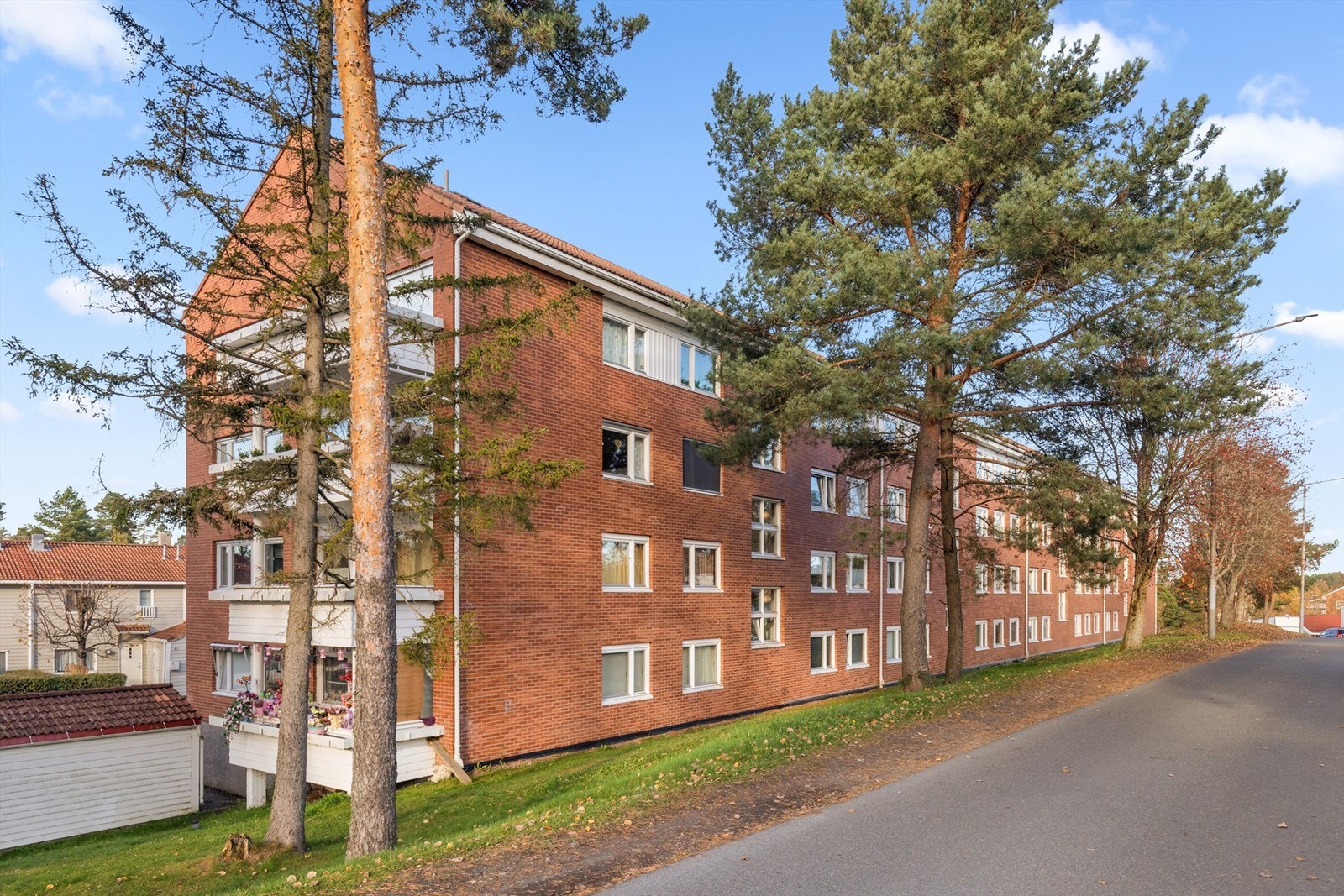 Bjørn Bondes vei 9-15 sett fra baksiden av bygget Galleribilde