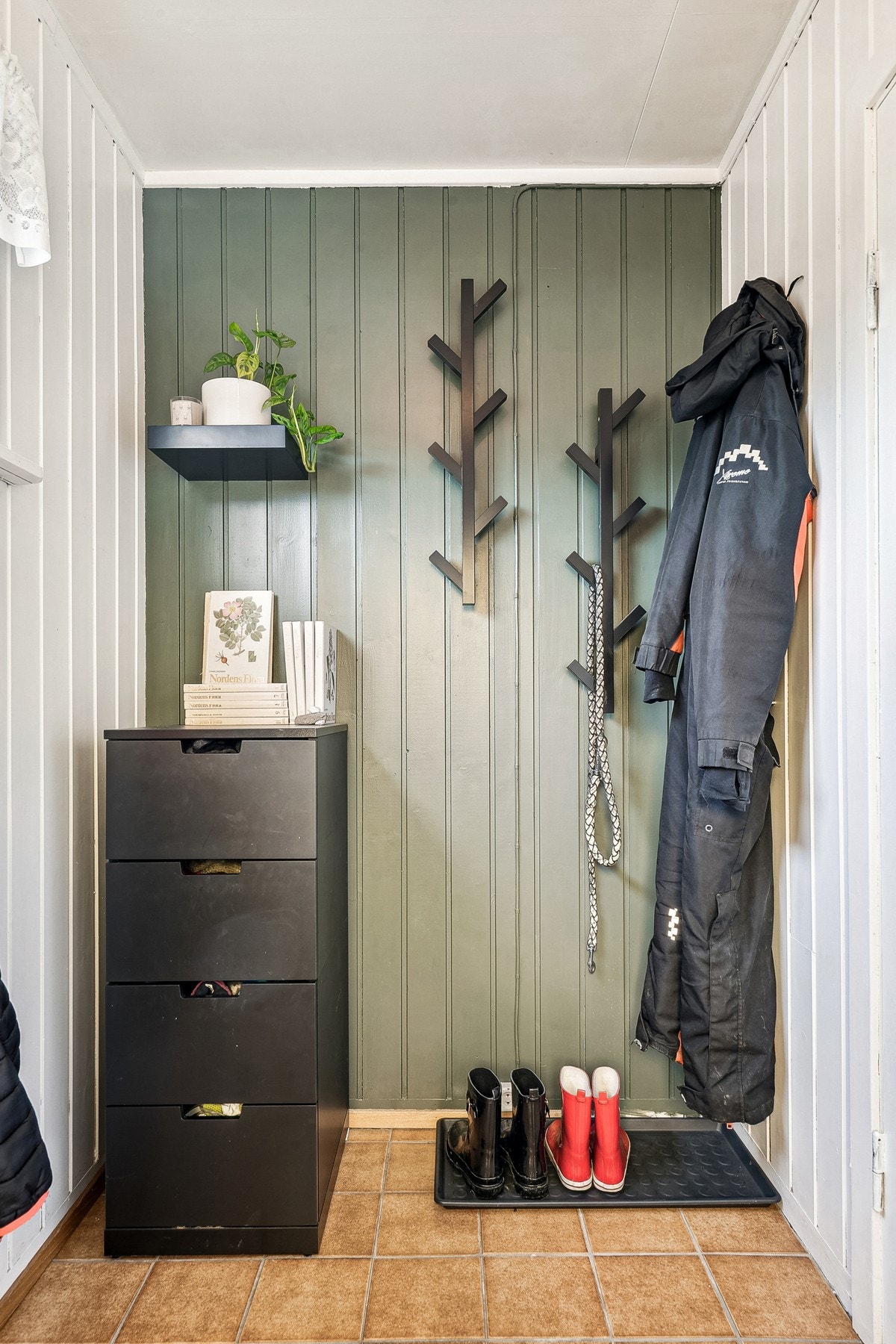 Her blir du tatt inn i boligens entré Galleribilde