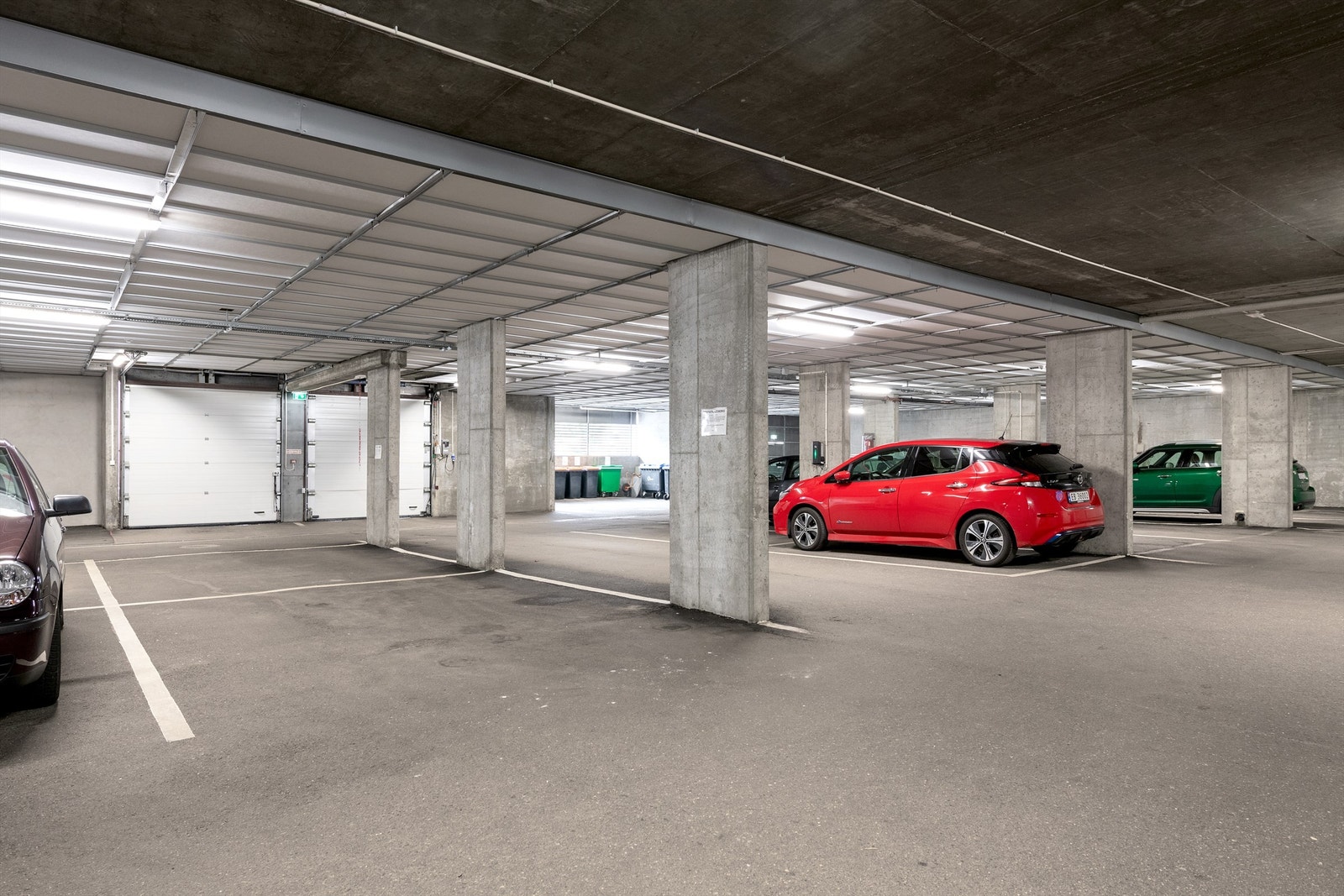 Garasjeplass Galleribilde