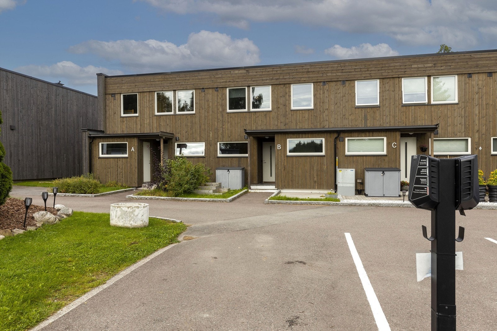 Det er helt nye fasader i borettslaget Galleribilde