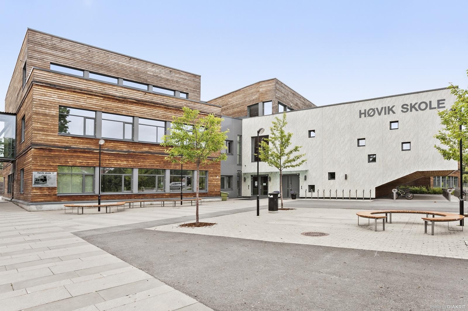 Umiddelbar nærhet til Høvik og Ramstad skoler, samt Bærum Montessori skole Galleribilde