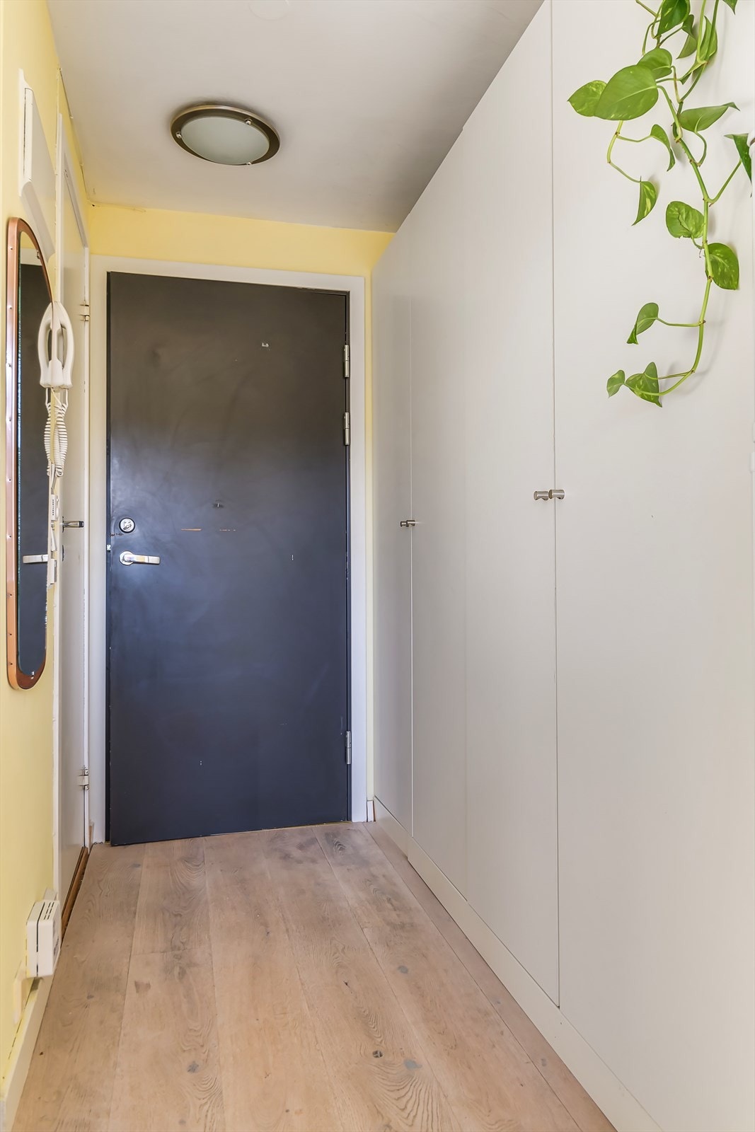 I tillegg disponerer leiligheten kjellerbod på ca. 2 m² Galleribilde