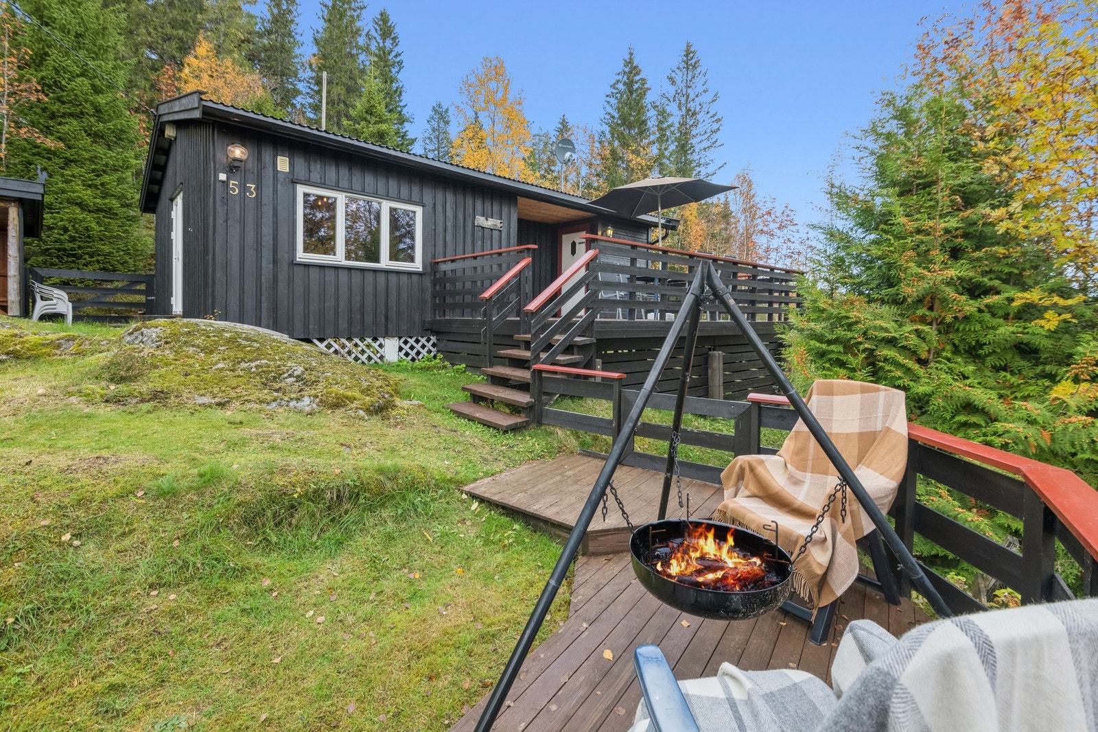 Trivelig og lun hytte beliggende like ved Movatnet. Galleribilde