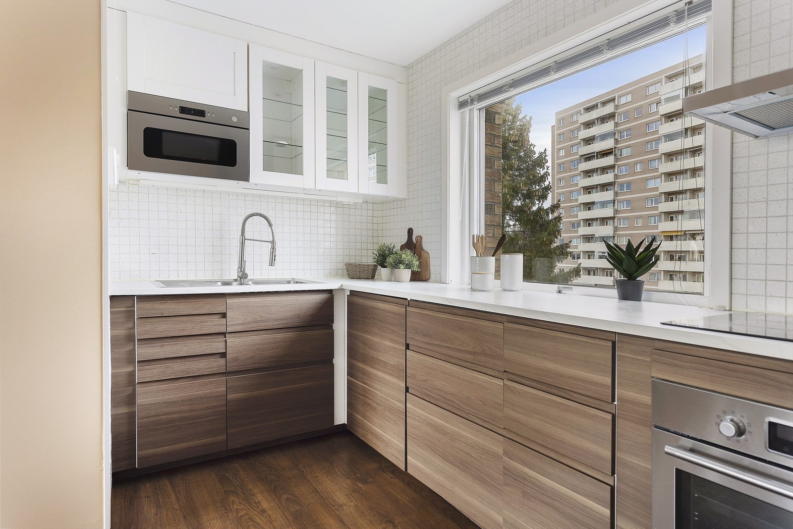 Her har man godt med skap- og benkeplass. Galleribilde