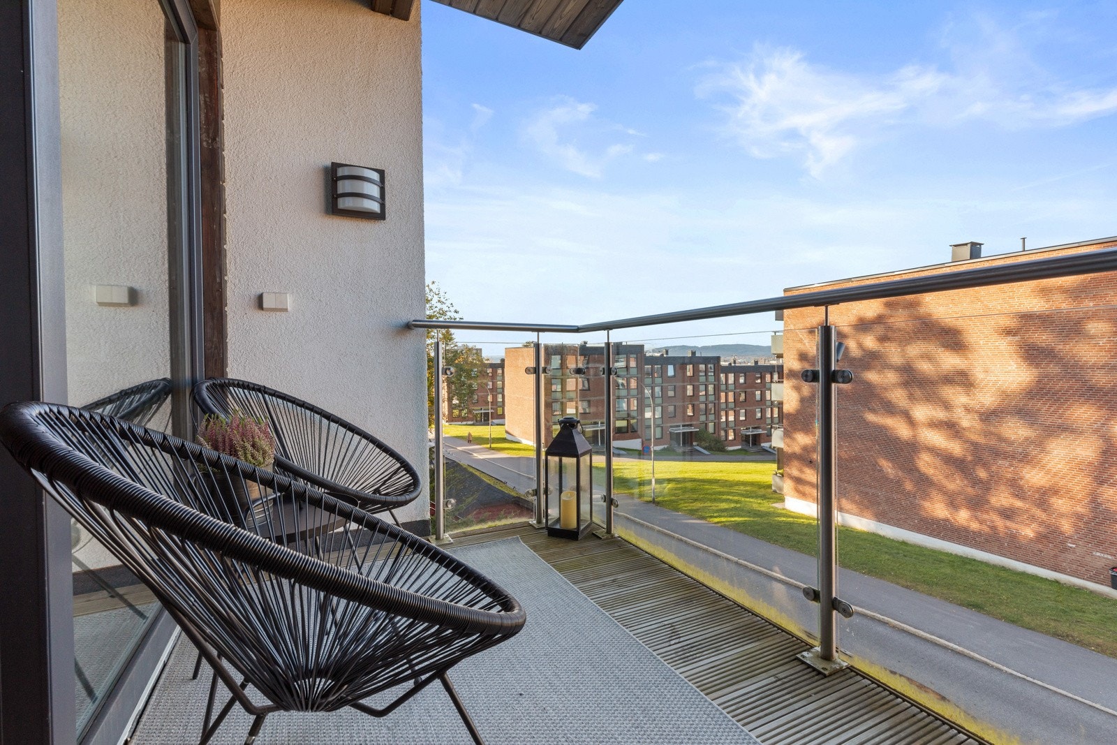 Balkong utenfor stuen på ca. 5 kvm. Galleribilde