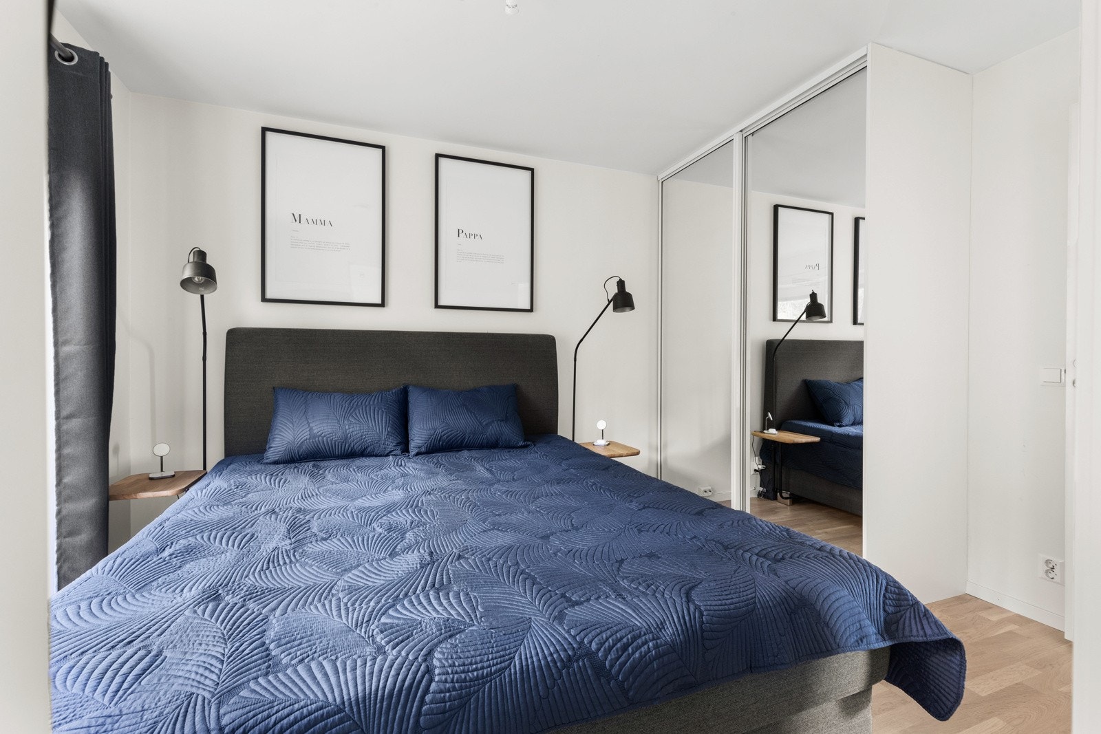 Soverom 1 - her er det plass til en dobbelseng, nattbord, etc. Galleribilde