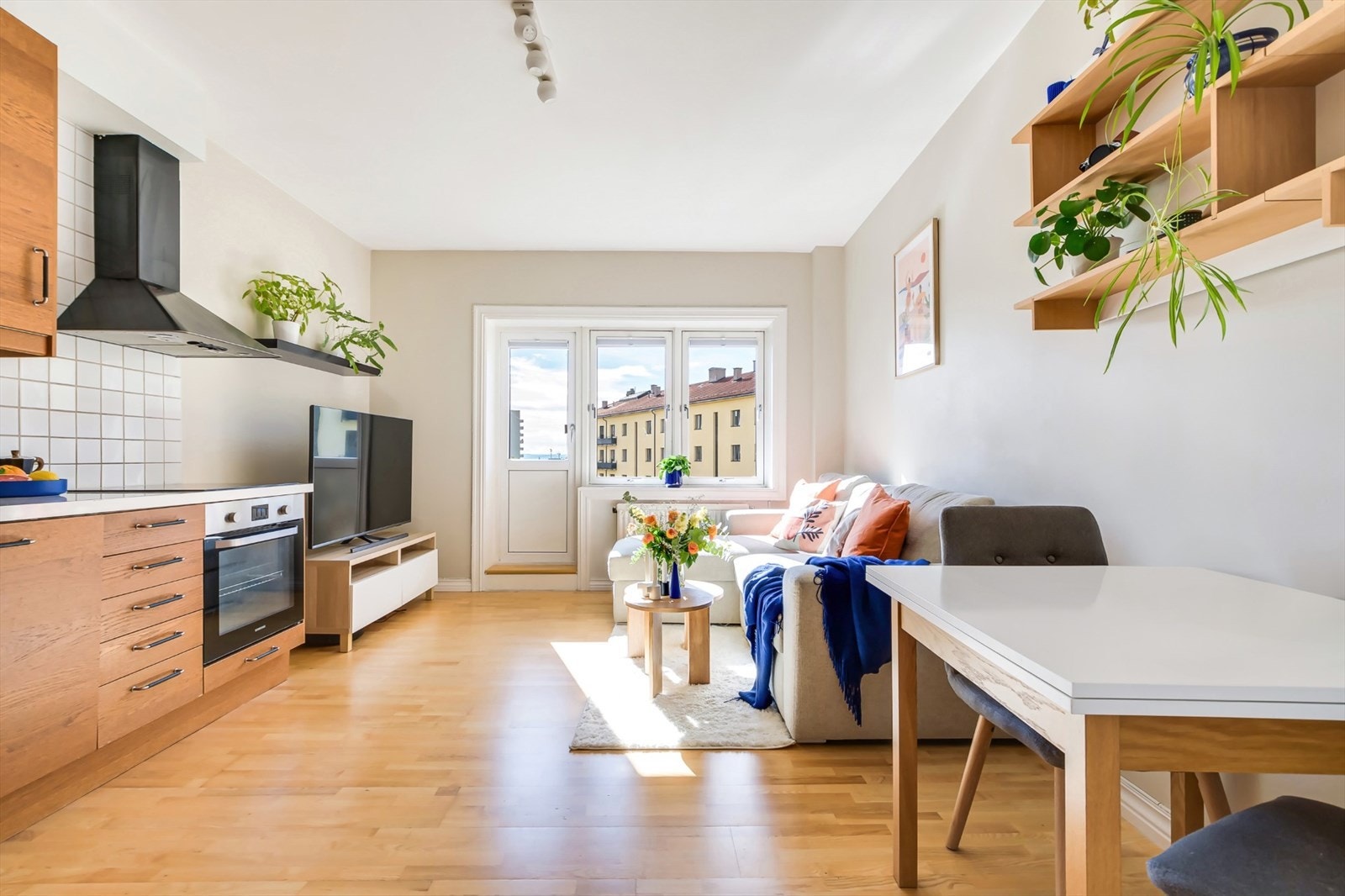 Amalie Marthinsen v/Nordvik Nydalen har gleden av å presentere Sandakerveien 10F! Galleribilde