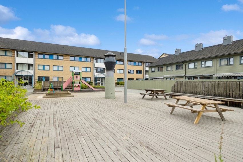 Borettslaget har et fint opparbeidet uteområde. Galleribilde