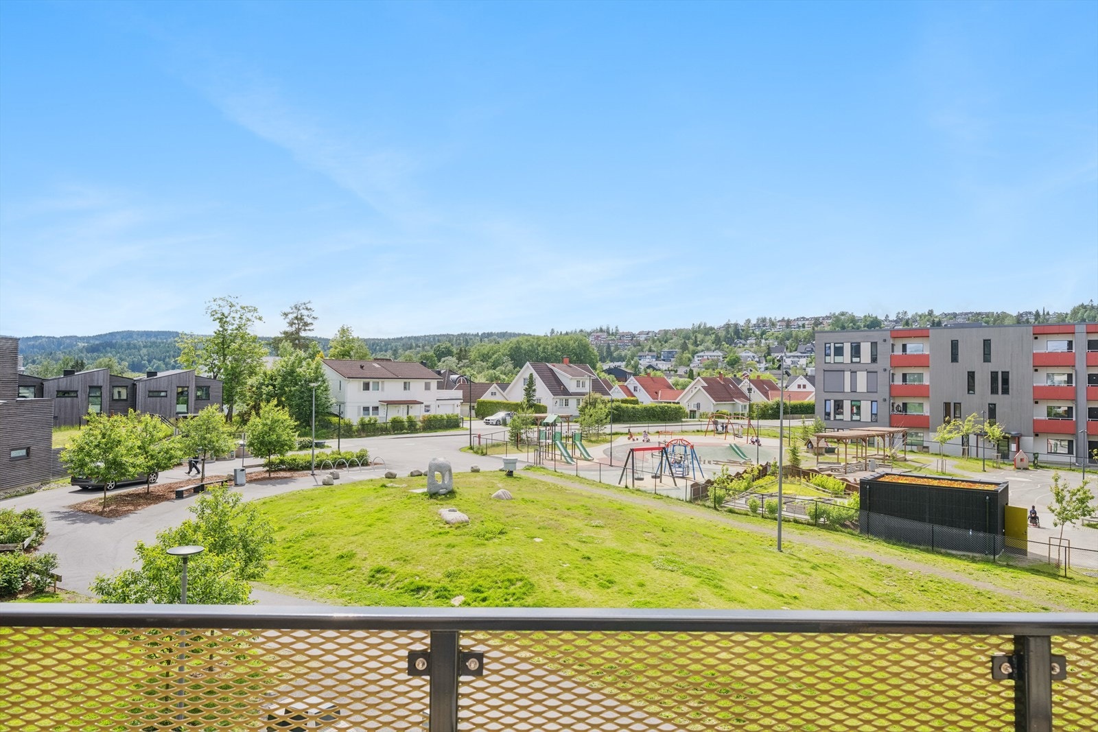 Utsikt fra balkong. Galleribilde