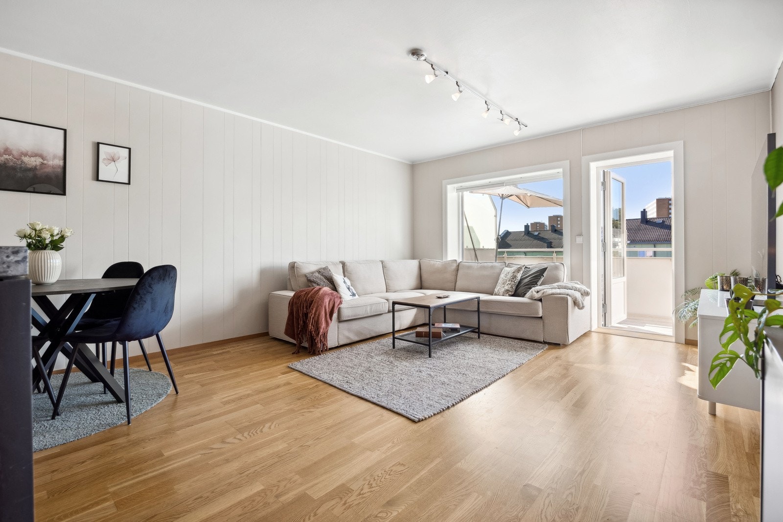 EIE eiendomsmegling ved Daniel Bruce har gleden av å presentere Trygve Thesens vei 14! Galleribilde