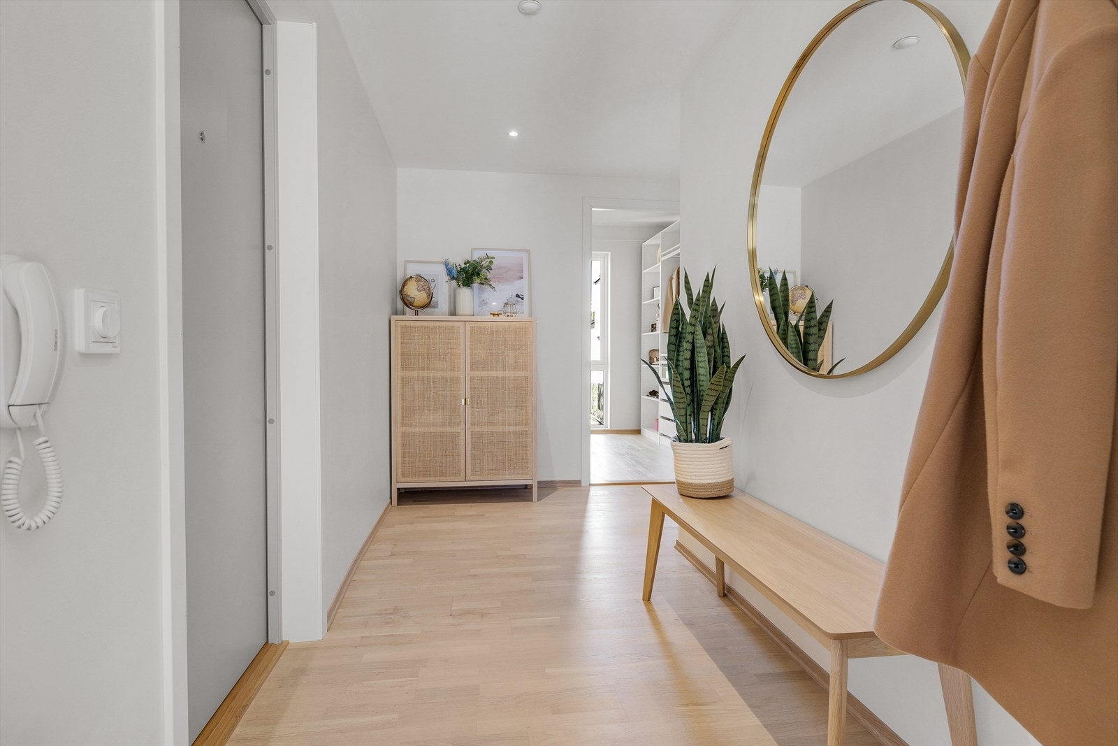 Gang/entré Galleribilde