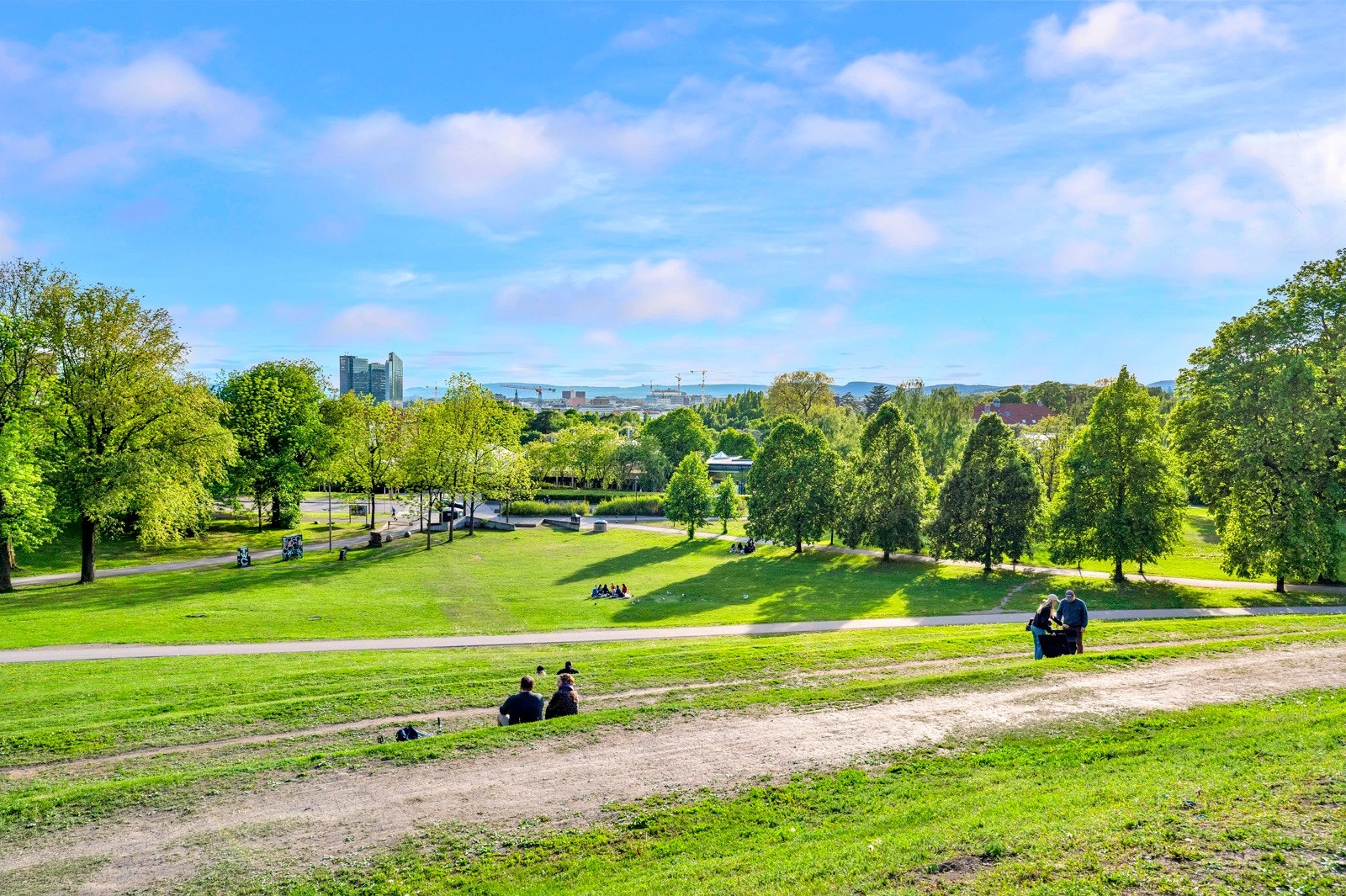 Nærhet til Tøyenparken hvor populære Øya festivalen arrangeres. Galleribilde