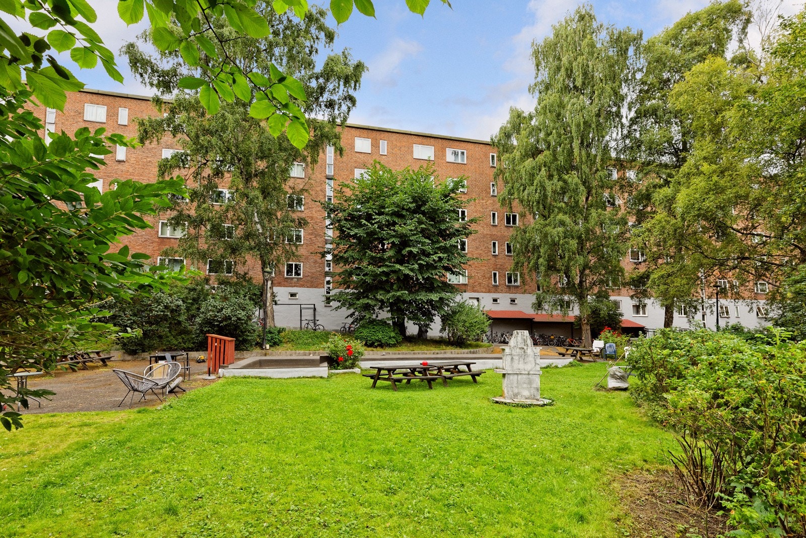 Leiligheten ligger sentralt til på St. Hanshaugen, og rett i nærheten av Alexander Kiellands plass Galleribilde