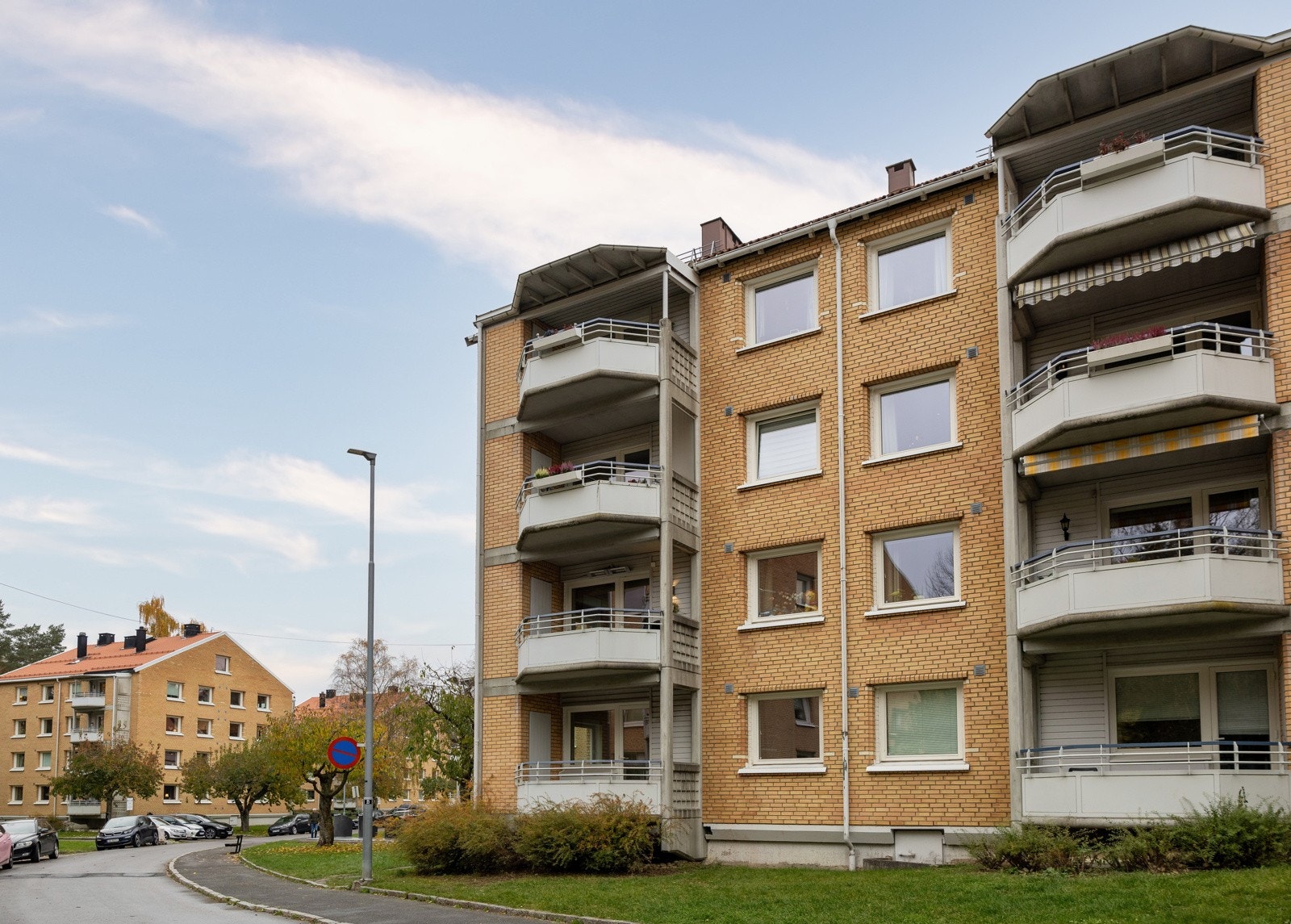 Veldrevet borettslag bestående av 503 andelsleiligheter. Galleribilde