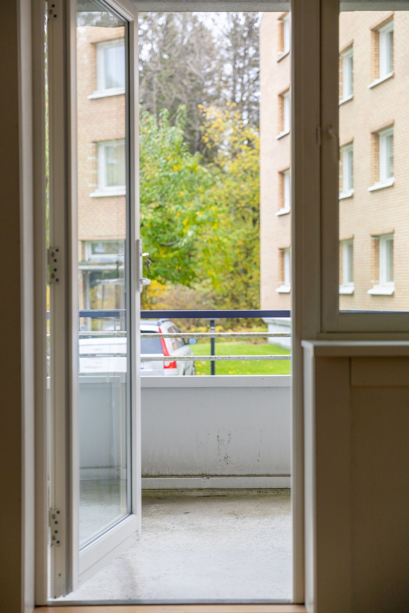 Utgang fra stue til overbygget, nordvestvendt balkong på 6 kvm. Galleribilde