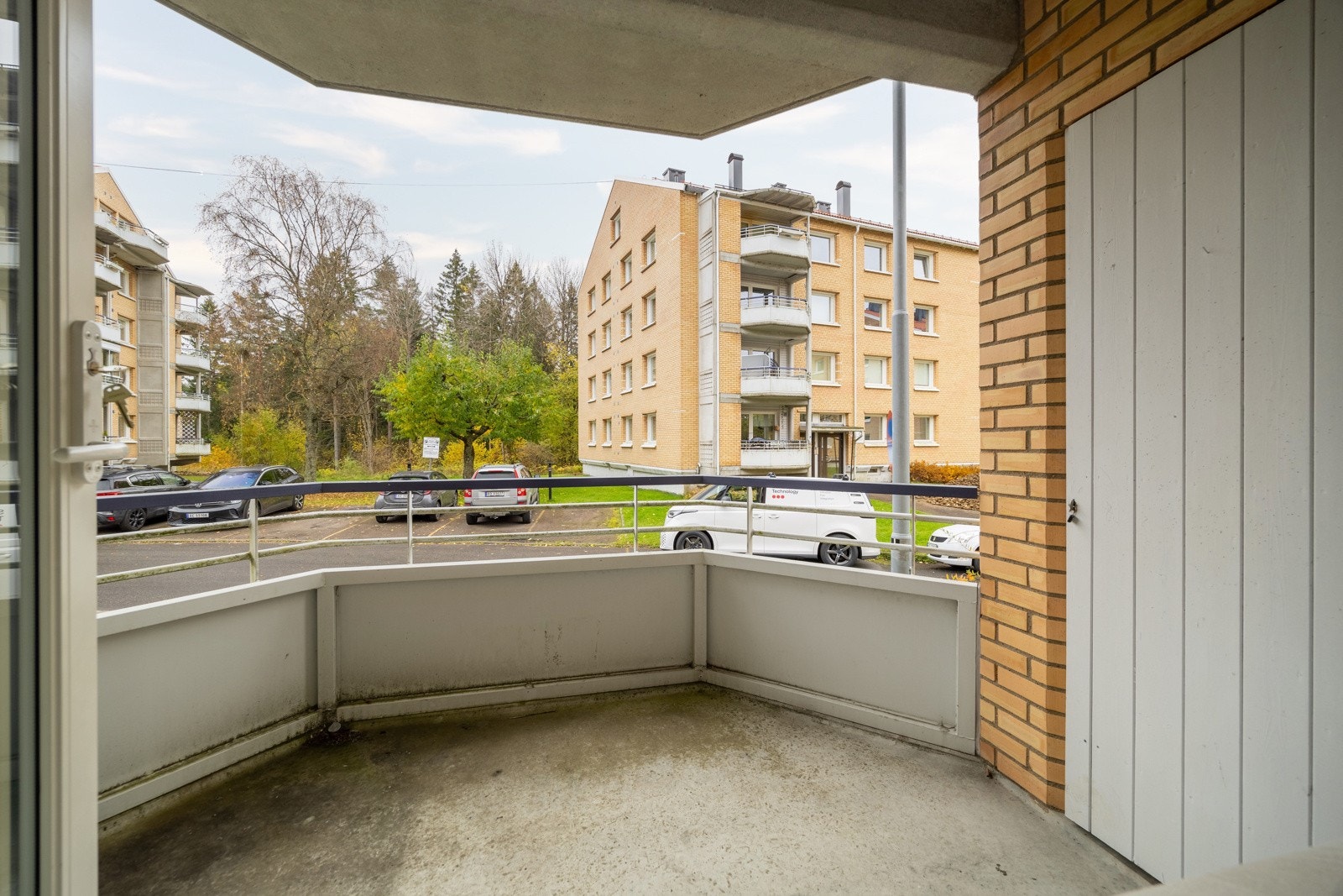 Tilkomst til utvendig bod på balkong. Galleribilde