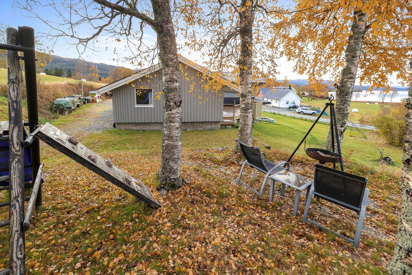 Hagen i flotte høstfarger Galleribilde