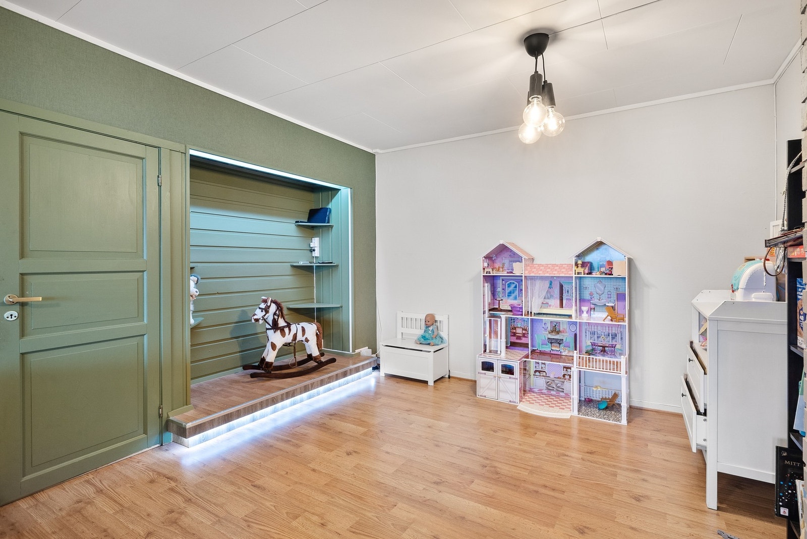 Lekekrok i stuen Galleribilde