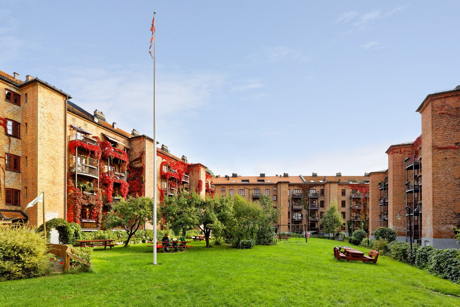 Velkommen til et hyggelig bomiljø med godt naboskap! Galleribilde