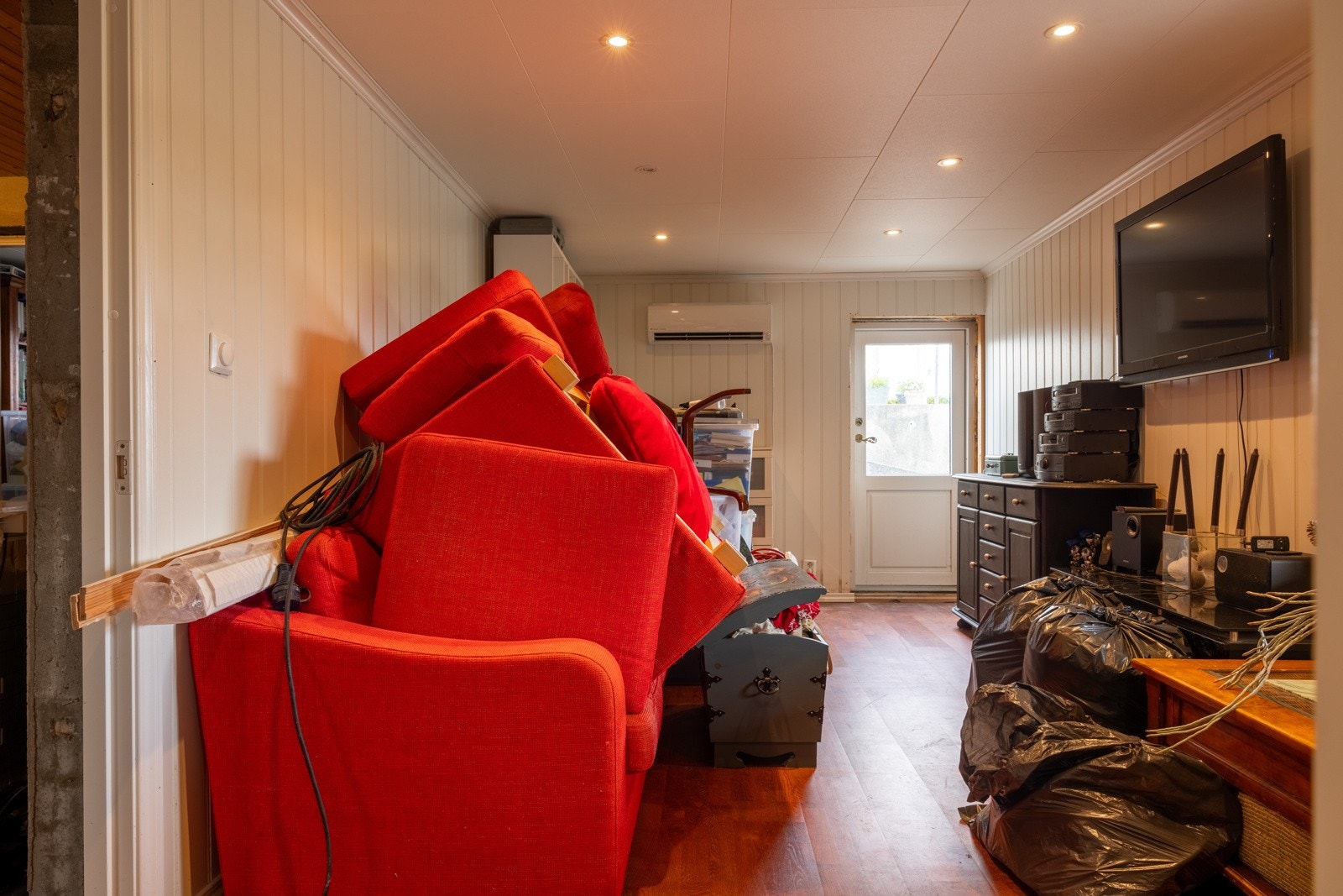 Kjelleretasjens størresle gjør også mulig for ønsket møblering. Galleribilde