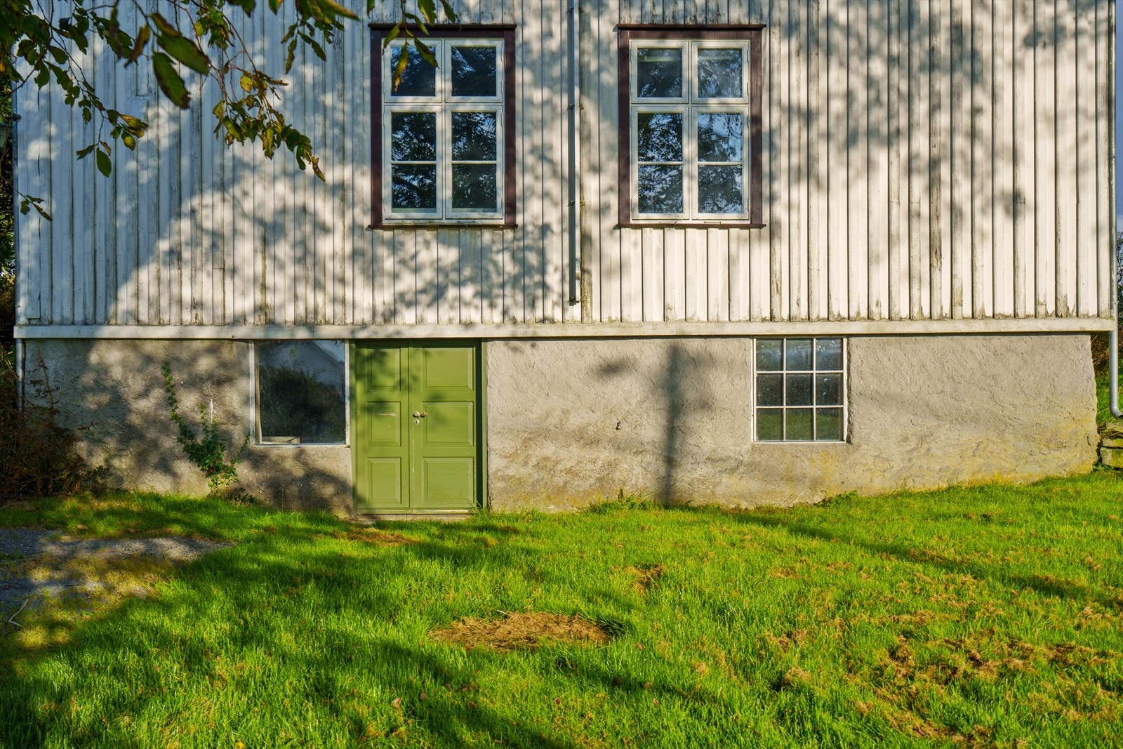 Inngang kjeller Galleribilde