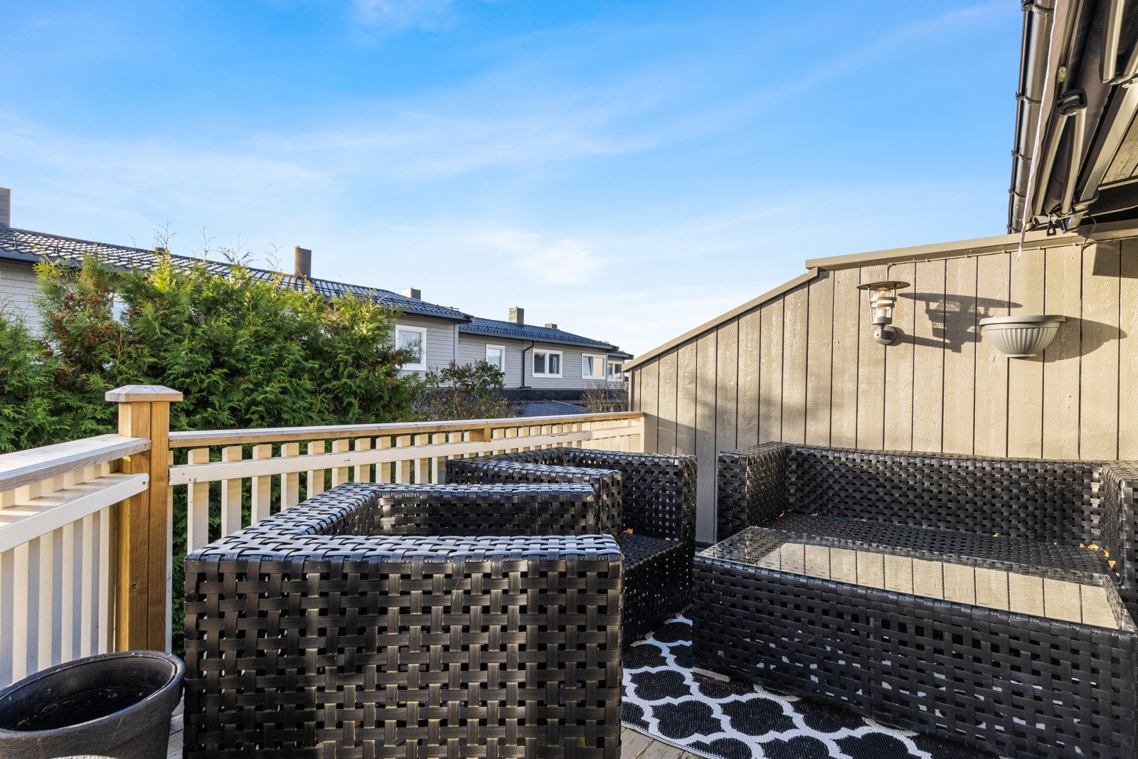 God plass til både utemøbler og grill. Galleribilde