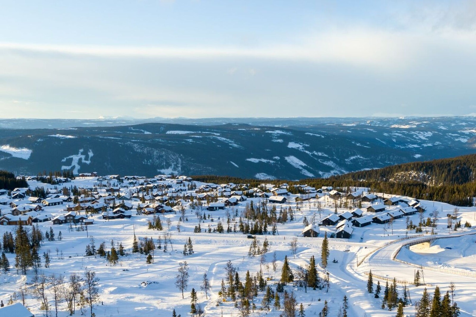 Skiline ligger flott til i Hafjell - ski in/out Galleribilde