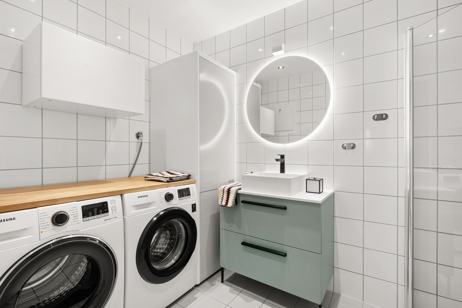 Bad/wc/vaskerom (1. etasje) Galleribilde