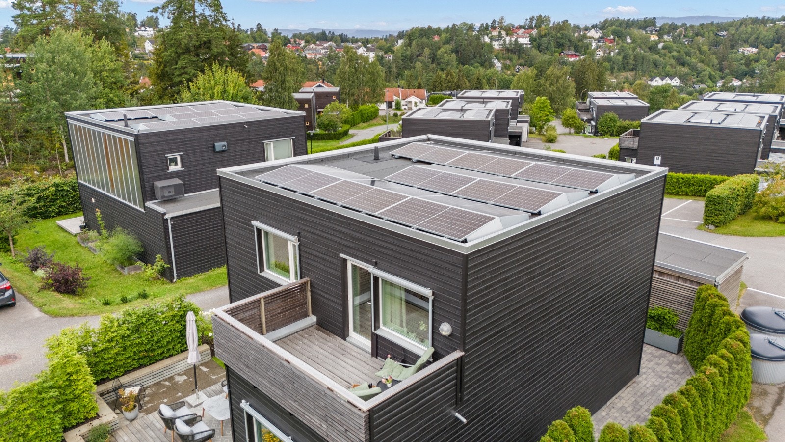 Borettslaget fikk installert solcelleanlegg i 2023. Galleribilde
