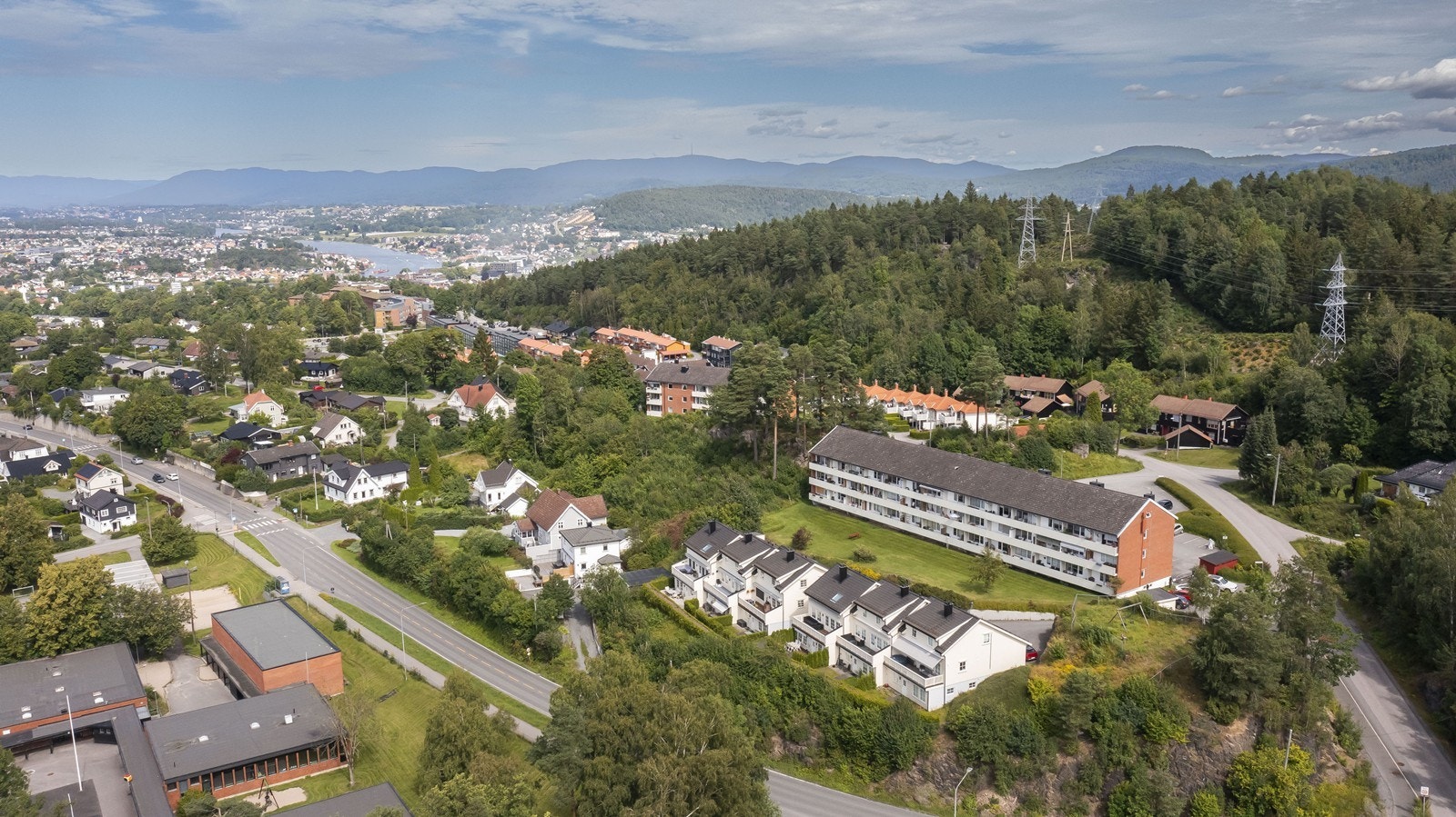 Gode bussforbindelser langs Deichmansgate. Galleribilde