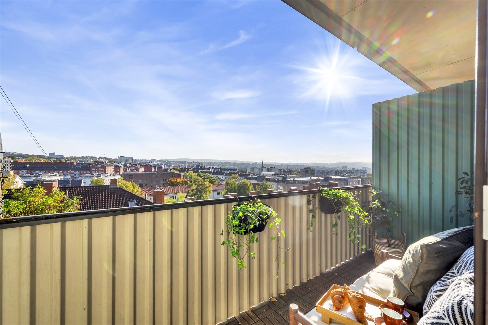 Her er det plass til utemøblement og beplantning. Galleribilde