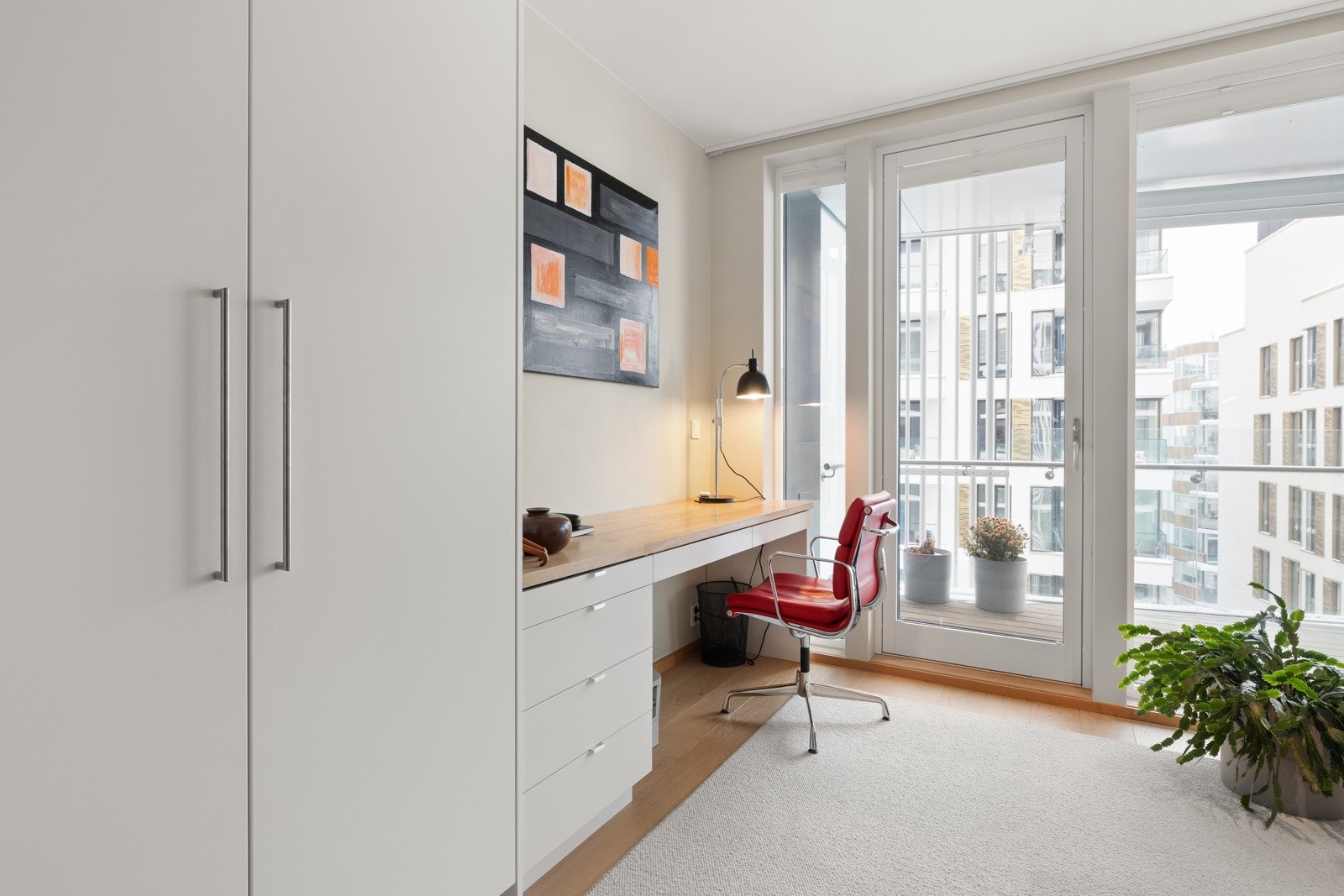 Soverom 2 passer perfekt barnerom, gjesterom eller hjemmekontor, alt etter behov Galleribilde