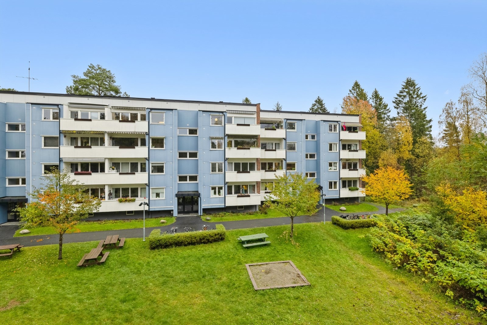EiendomsMegler 1 v/Asbjørn Gjerde har gleden av å presentere Bølerskogen 14! Galleribilde