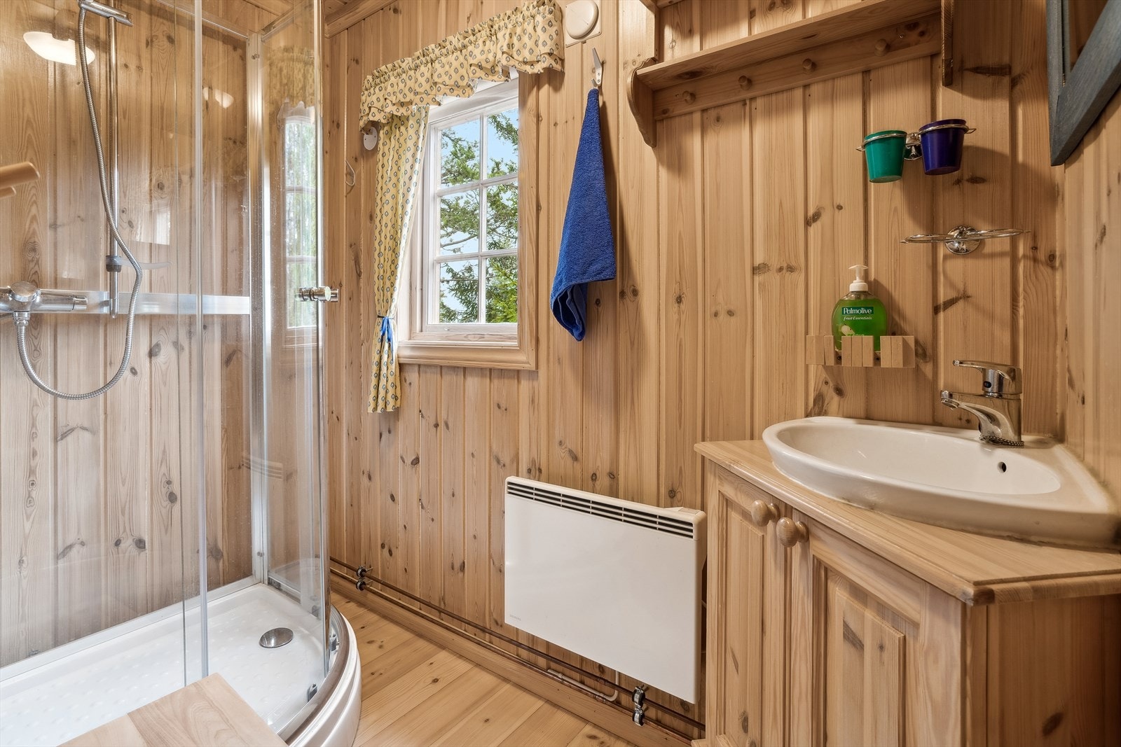 Badet er enkelt, men med det du trenger Galleribilde