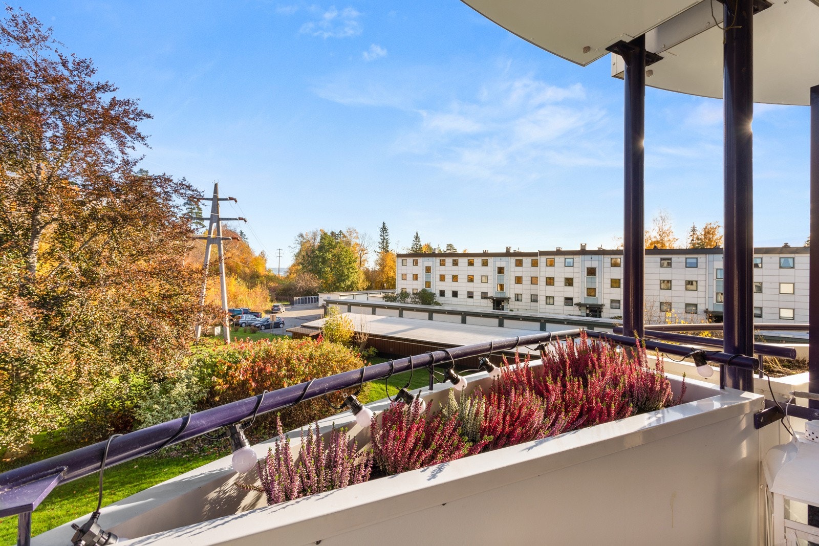 Balkongen er sydøstvendt og har sol på formiddagen. Galleribilde