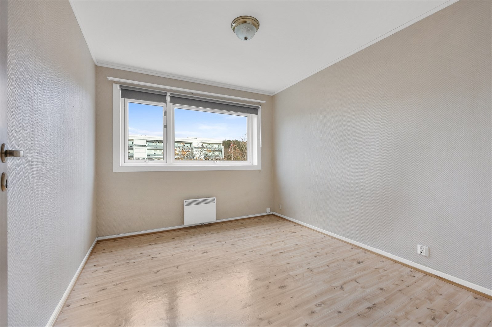 Det er 3 soverom i leiligheten. Galleribilde