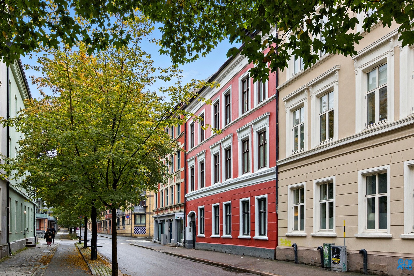 Bygården går over fire etasjer pluss kjeller. Galleribilde