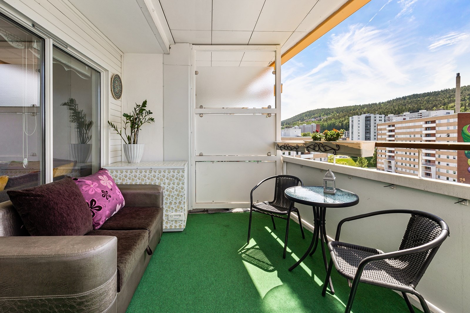 Her har man god plass til utemøblement Galleribilde