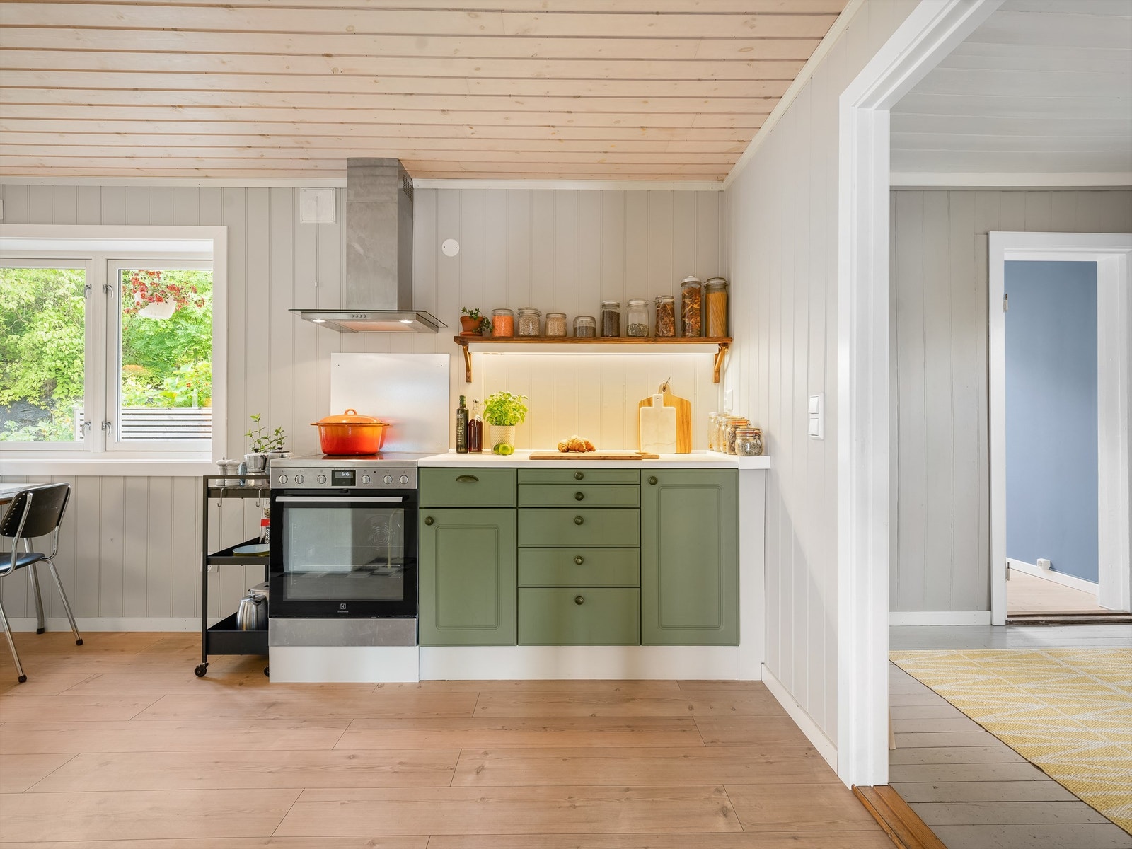 Samtidig med renovering av kjøkkenet i 2012 ble også sikringsskapet skiftet ut. Galleribilde