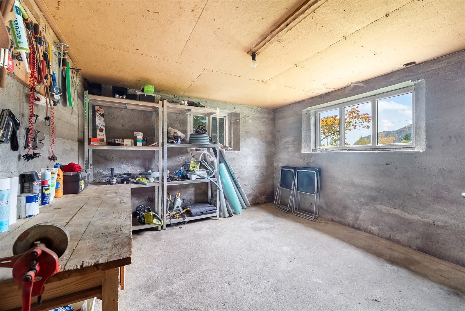 Kjellerrom Galleribilde