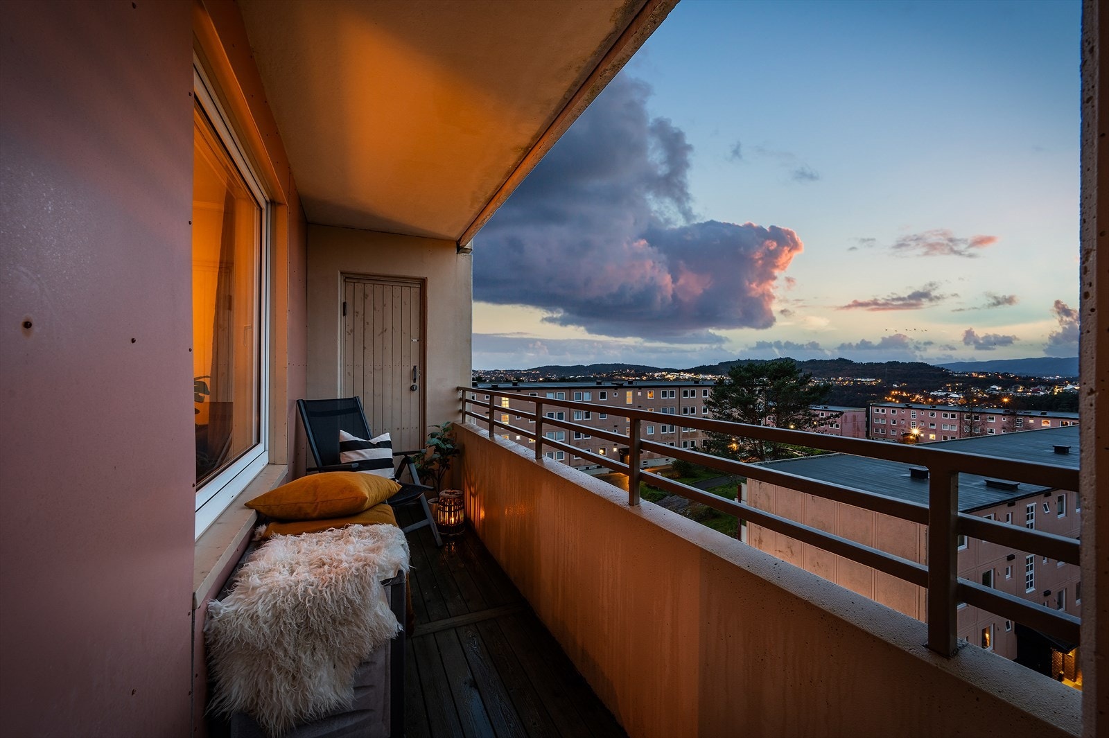 - Vestvendt balkong på 15m² - Galleribilde