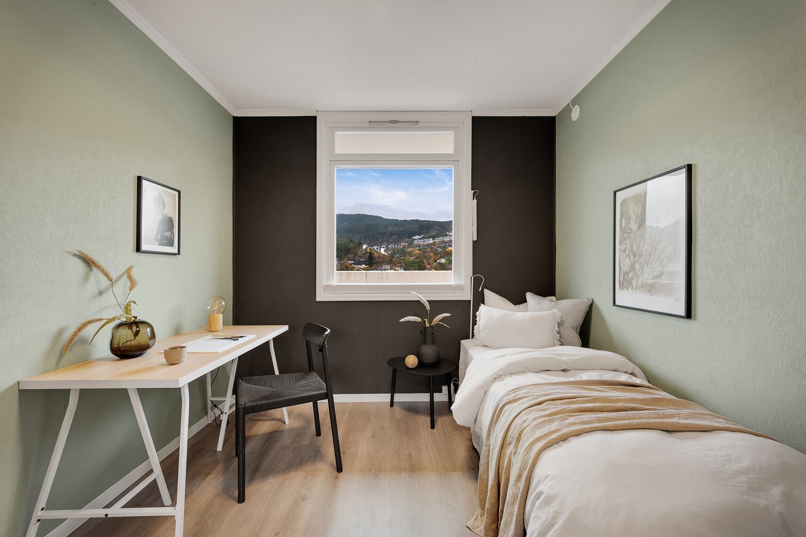 - Passer perfekt som kontor, barne- eller gjesterom - Galleribilde