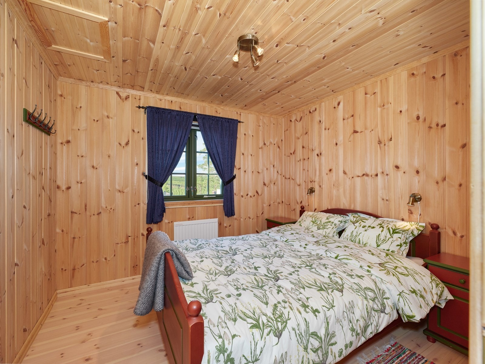 Hytta har 4 soverom. Galleribilde