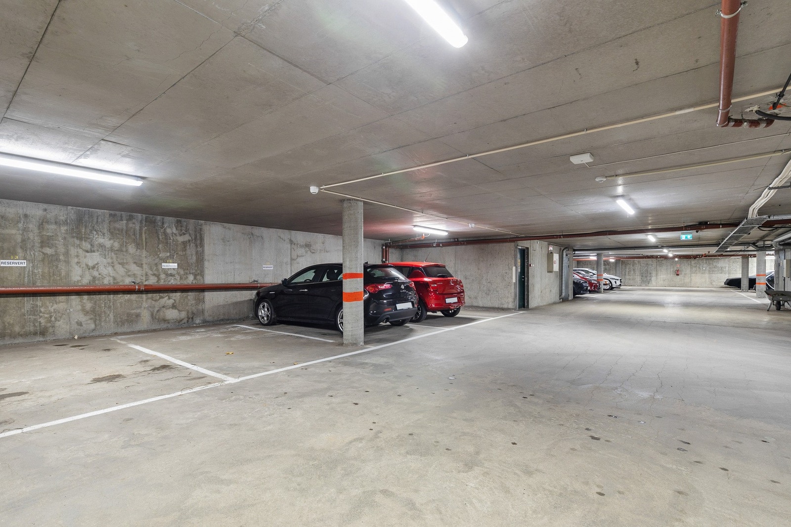 Det medfølger én parkeringsplass i felles garasjekjeller Galleribilde