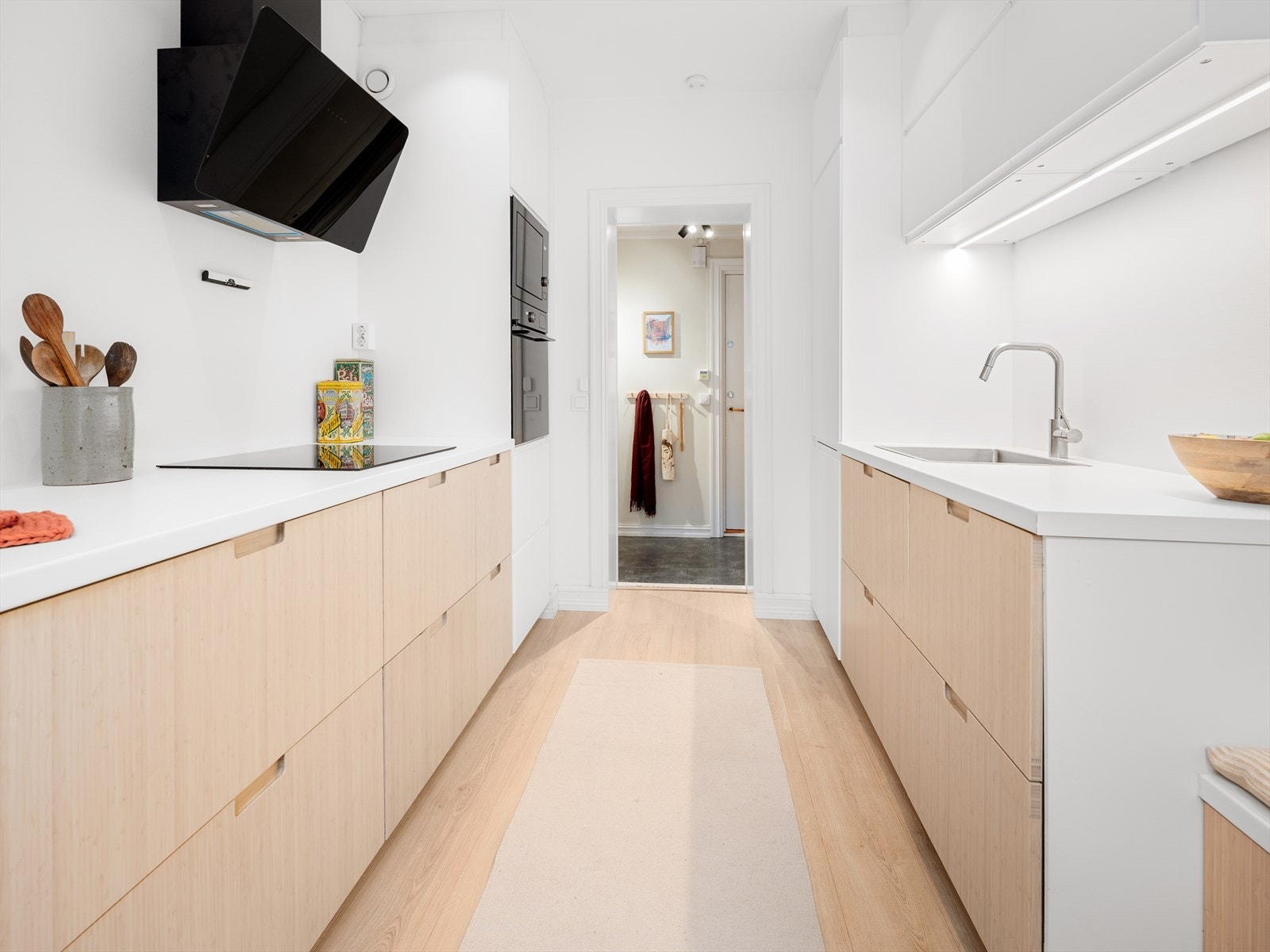 Tidløst design og delikate fronter. Galleribilde