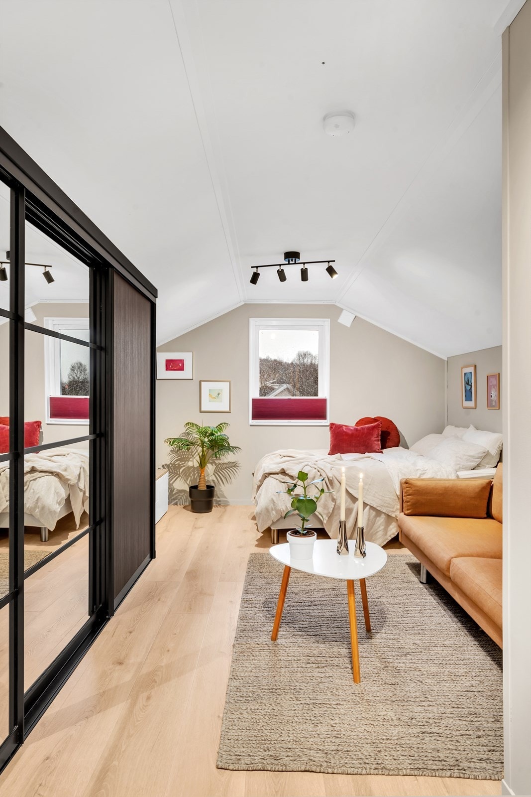 Her vil man trives. Galleribilde