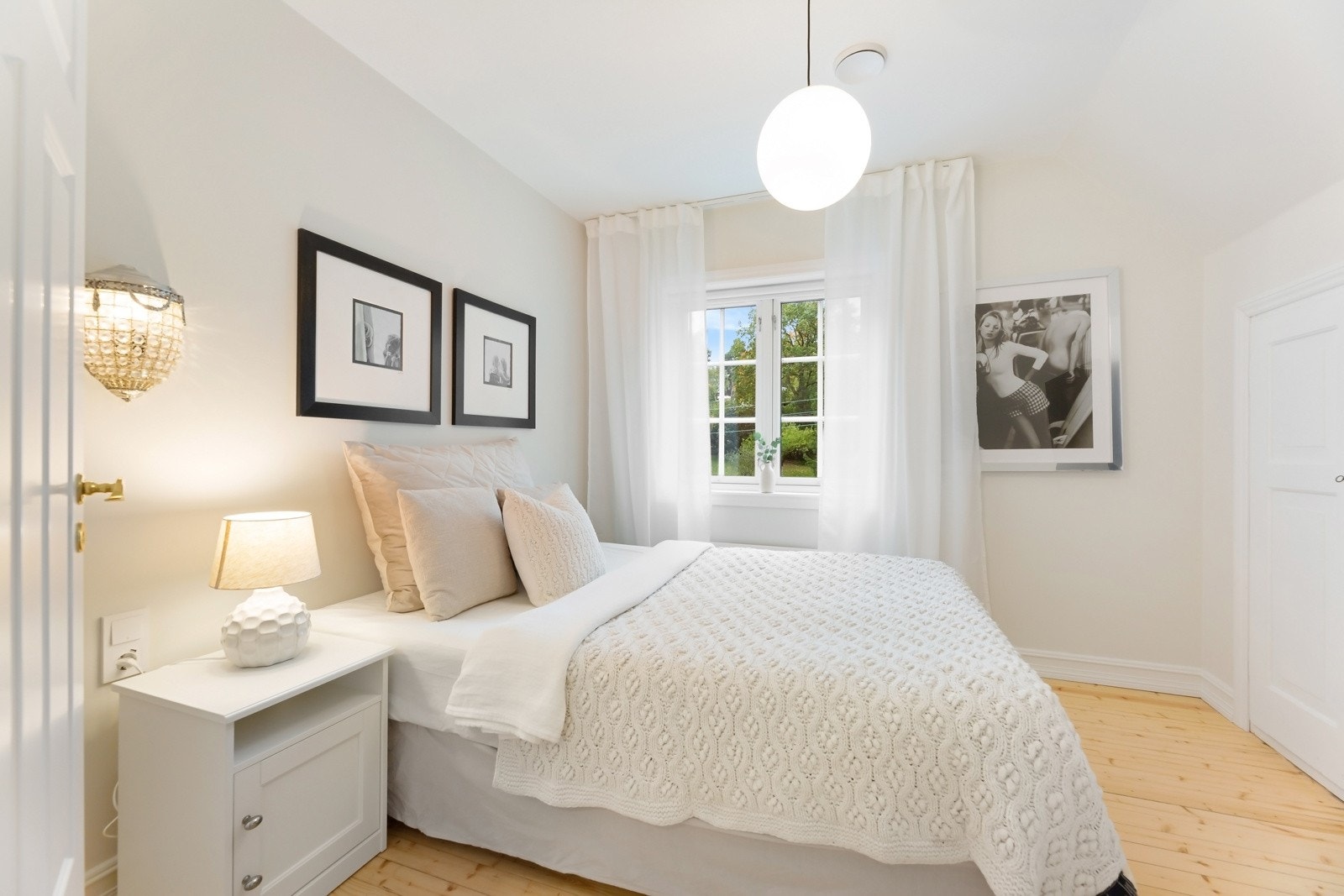 Gode lysforhold fra store vindusflater. Galleribilde