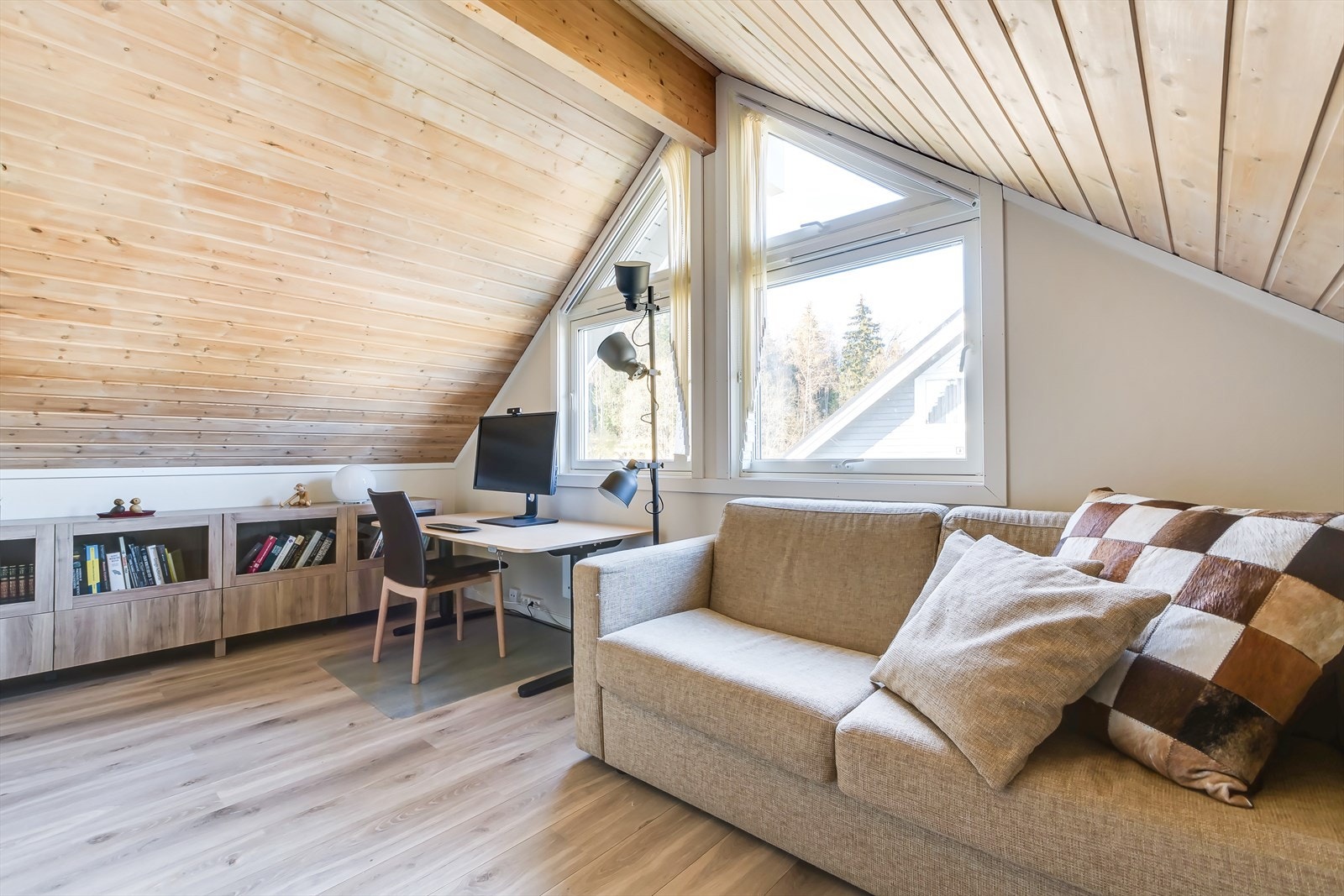 Hyggelig loftsareal Galleribilde